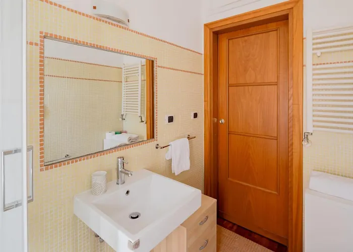 Apartment Bright And Quiet San Giovanni Metro A Direct To Center And Vatican